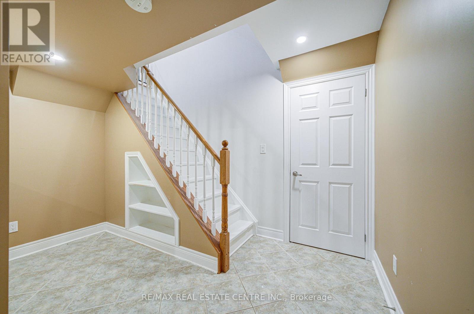 32 Agnes Street, Caledon, Ontario  L7K 0C6 - Photo 32 - W12433422