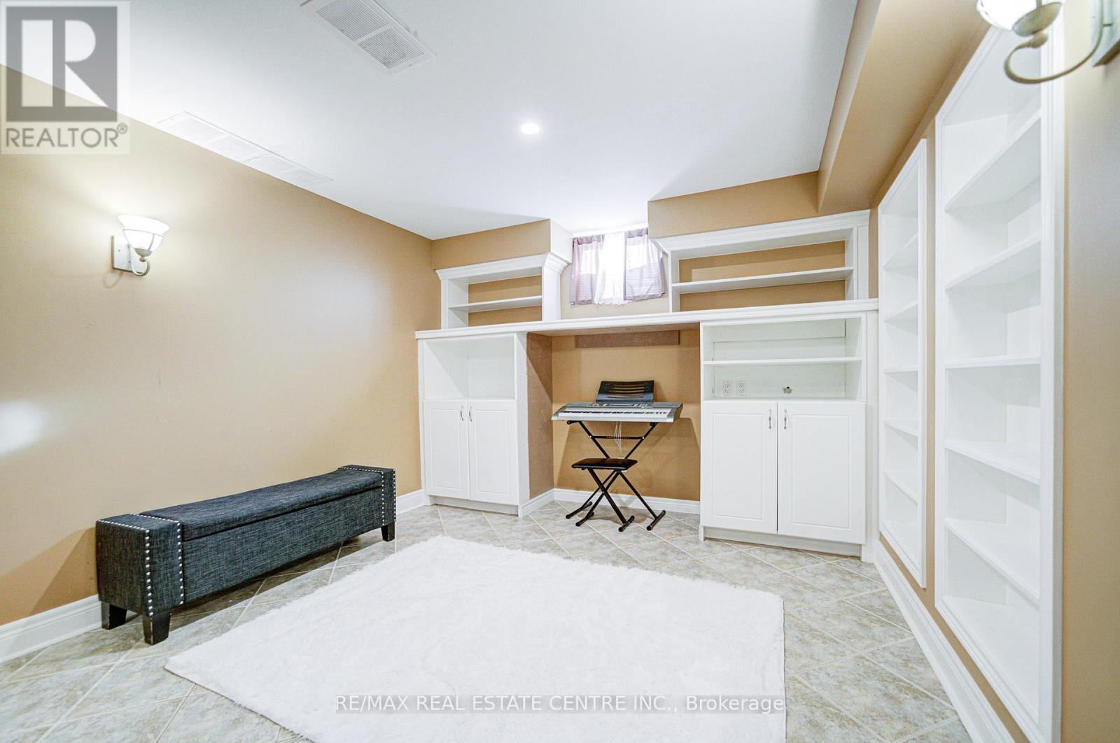32 Agnes Street, Caledon, Ontario  L7K 0C6 - Photo 36 - W12433422