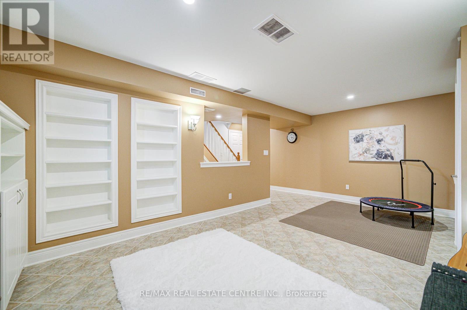 32 Agnes Street, Caledon, Ontario  L7K 0C6 - Photo 38 - W12433422