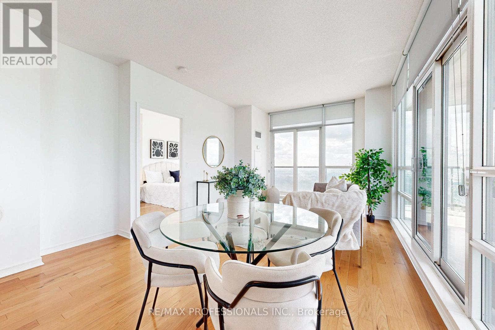4203 - 2230 Lake Shore Boulevard W, Toronto, Ontario  M8V 0B2 - Photo 15 - W12433433