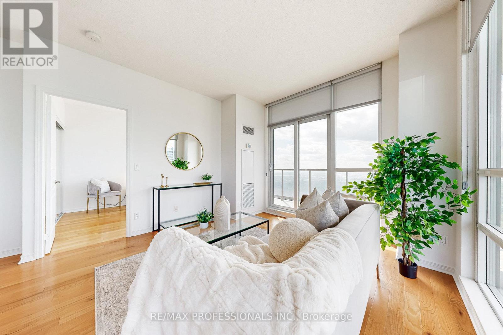 4203 - 2230 Lake Shore Boulevard W, Toronto, Ontario  M8V 0B2 - Photo 17 - W12433433