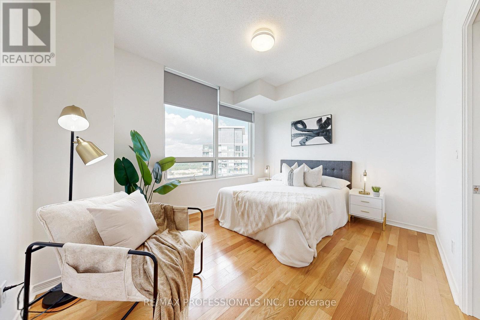 4203 - 2230 Lake Shore Boulevard W, Toronto, Ontario  M8V 0B2 - Photo 23 - W12433433
