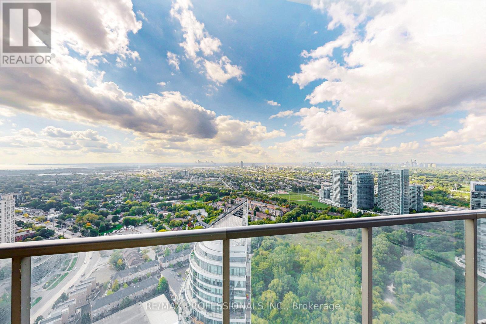 4203 - 2230 Lake Shore Boulevard W, Toronto, Ontario  M8V 0B2 - Photo 33 - W12433433