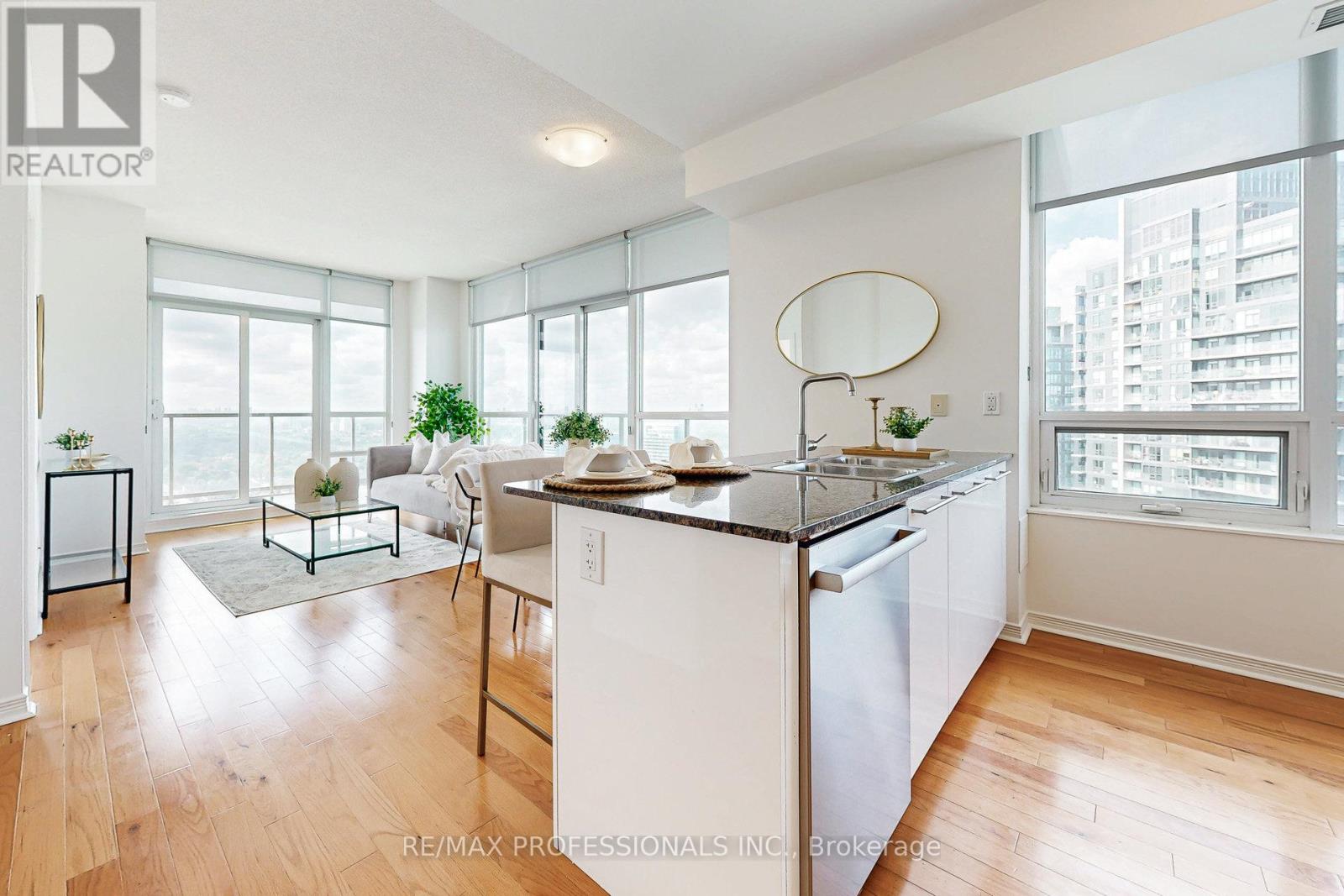 4203 - 2230 Lake Shore Boulevard W, Toronto, Ontario  M8V 0B2 - Photo 6 - W12433433