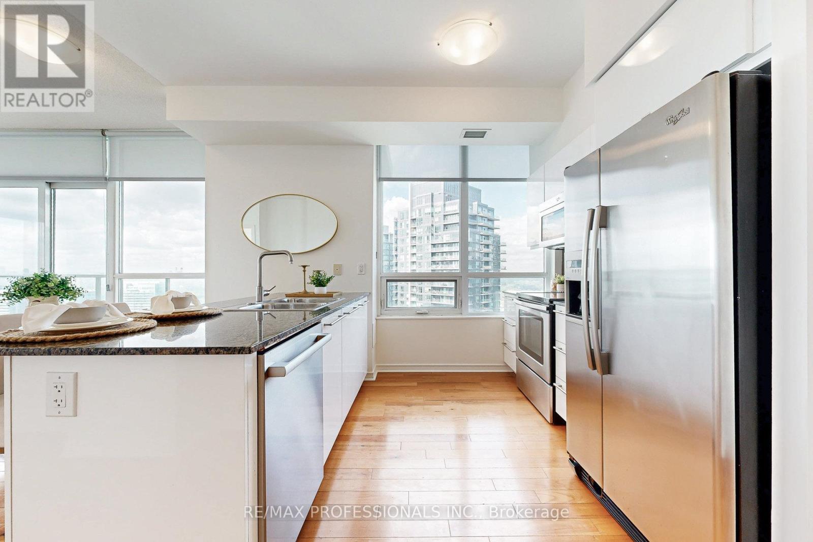 4203 - 2230 Lake Shore Boulevard W, Toronto, Ontario  M8V 0B2 - Photo 7 - W12433433