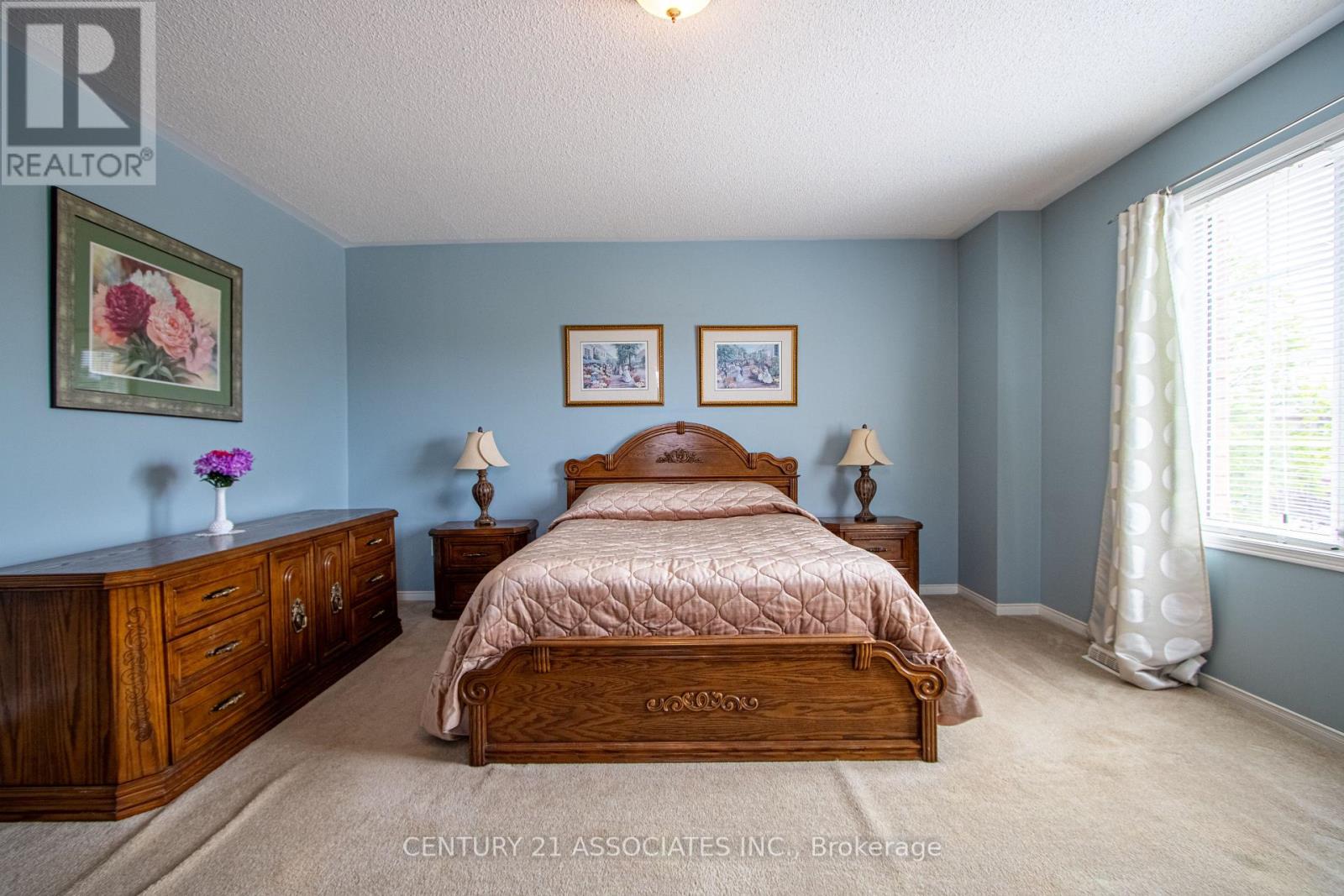 5817 Sidmouth Street, Mississauga, Ontario  L5V 2K3 - Photo 18 - W12433437