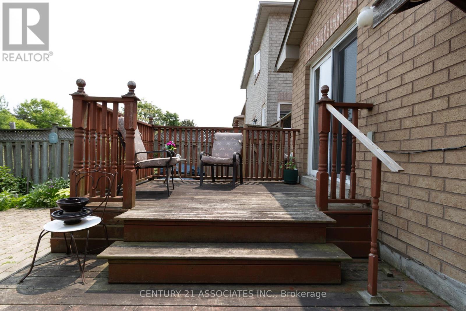 5817 Sidmouth Street, Mississauga, Ontario  L5V 2K3 - Photo 33 - W12433437