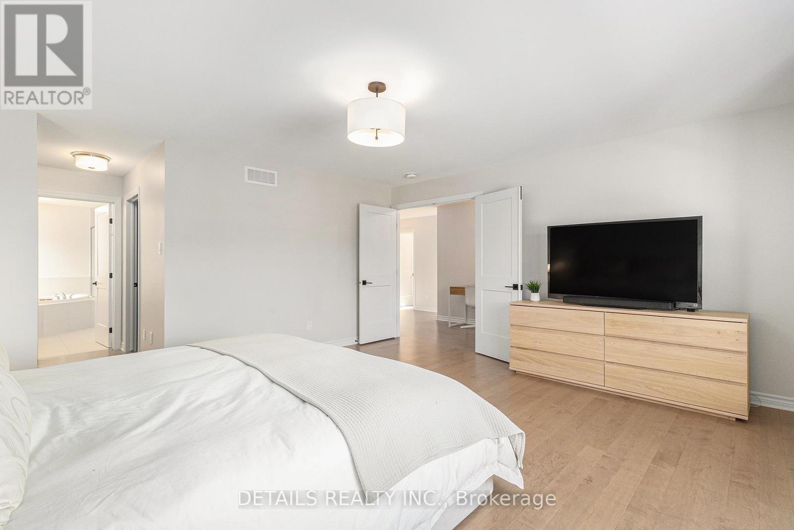 480 Famille Laporte Avenue S, Ottawa, Ontario  K4A 1J6 - Photo 17 - X12433465