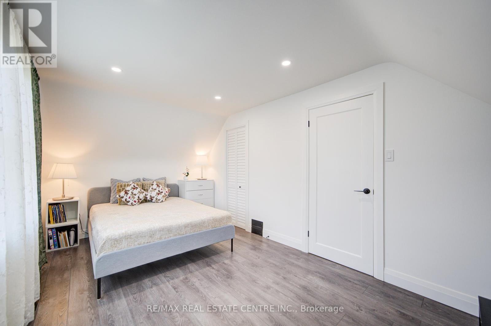 272 Grantham Avenue, St. Catharines, Ontario  L2M 4Z9 - Photo 25 - X12433421