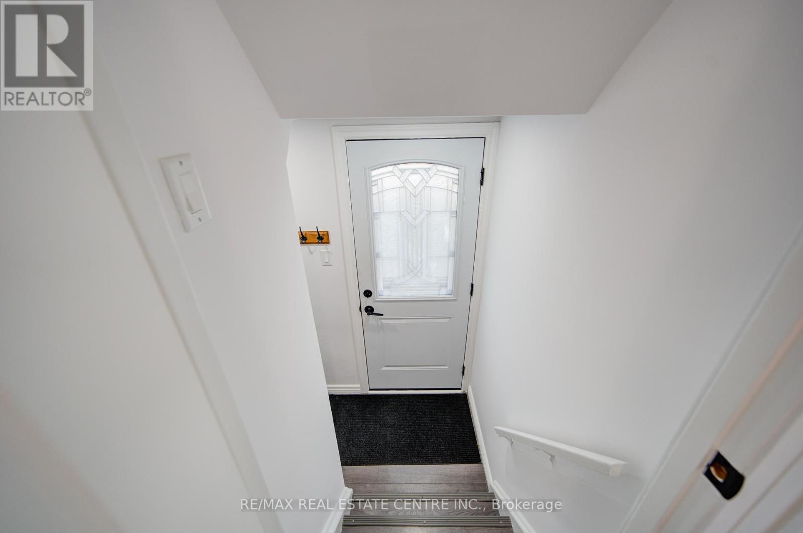 272 Grantham Avenue, St. Catharines, Ontario  L2M 4Z9 - Photo 30 - X12433421
