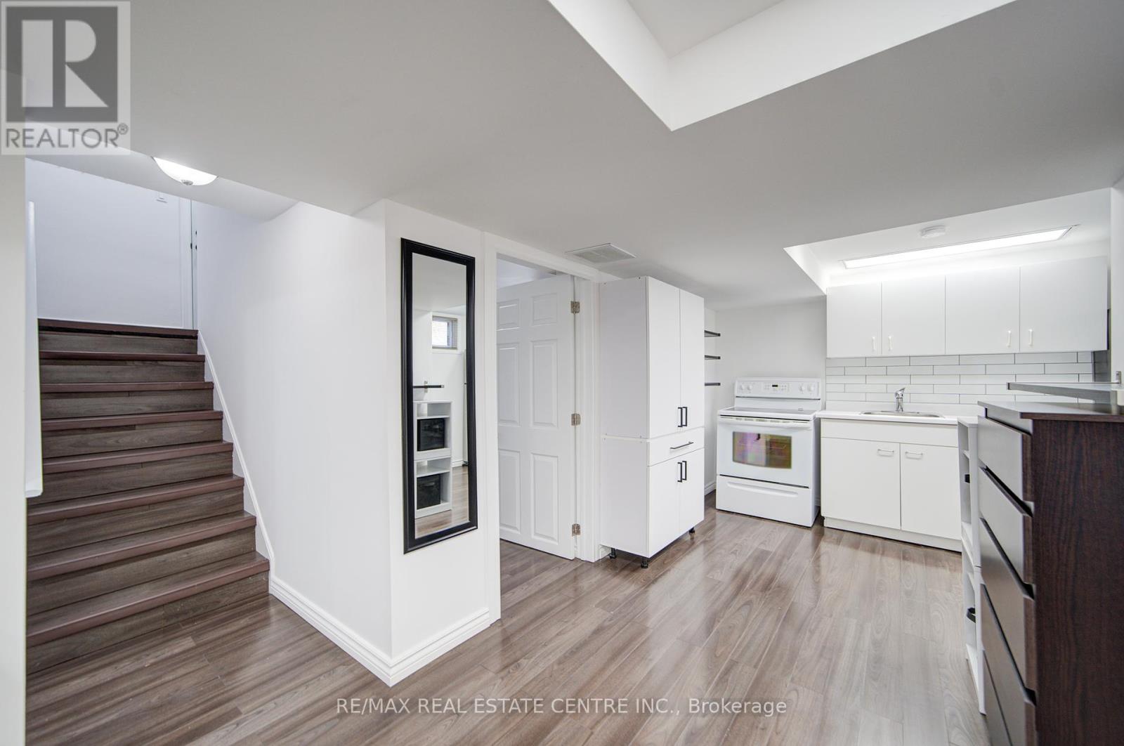 272 Grantham Avenue, St. Catharines, Ontario  L2M 4Z9 - Photo 31 - X12433421