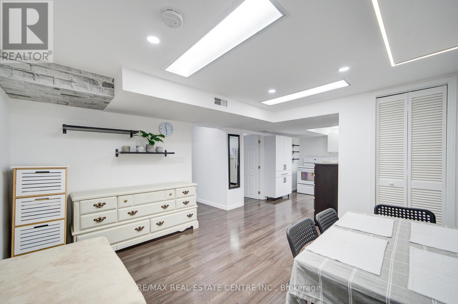 272 Grantham Avenue, St. Catharines, Ontario  L2M 4Z9 - Photo 32 - X12433421