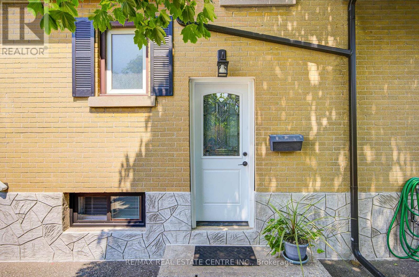 272 Grantham Avenue, St. Catharines, Ontario  L2M 4Z9 - Photo 38 - X12433421
