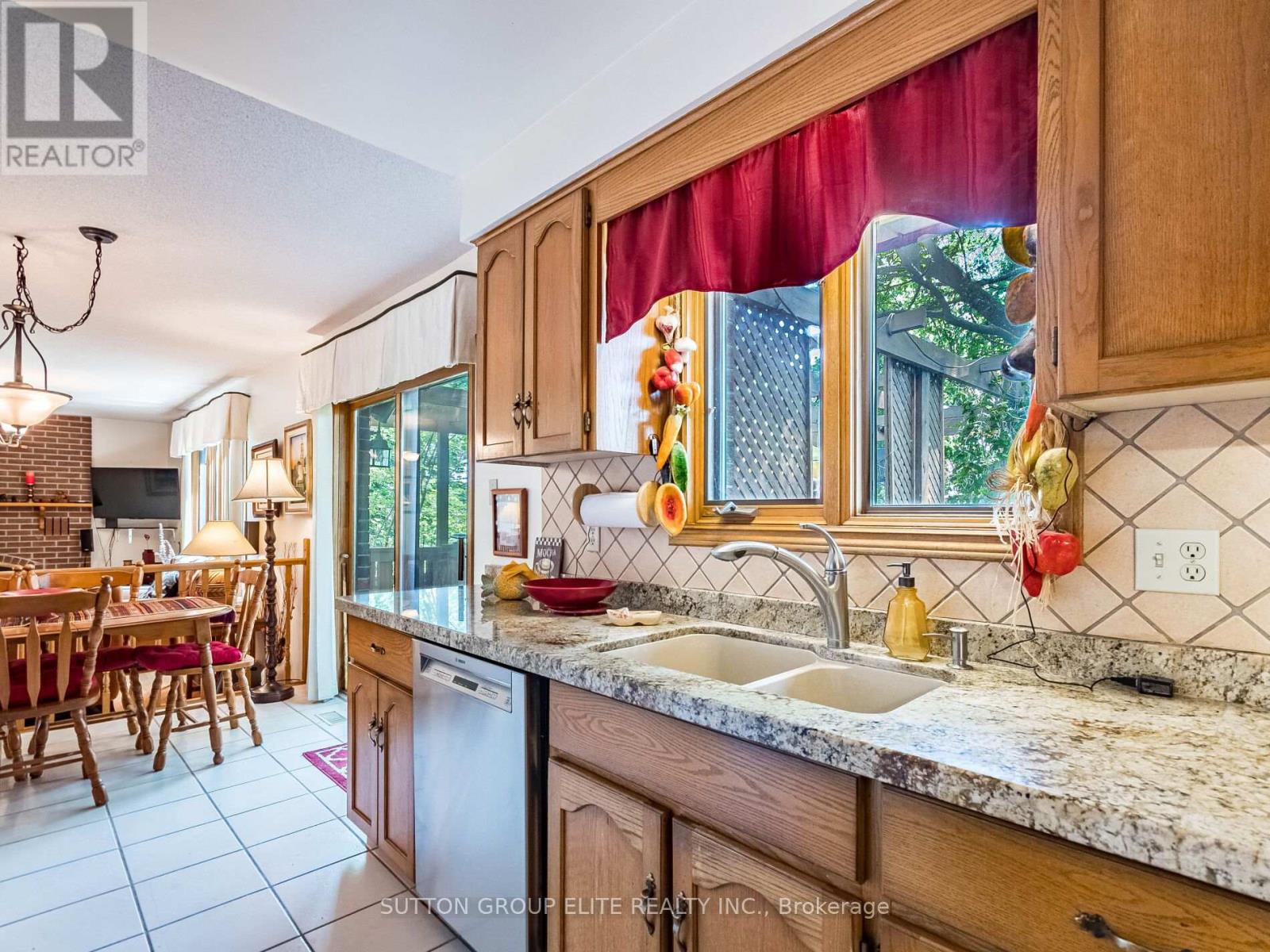 349 Ironwood Road, Guelph, Ontario  N1G 3P2 - Photo 15 - X12433428