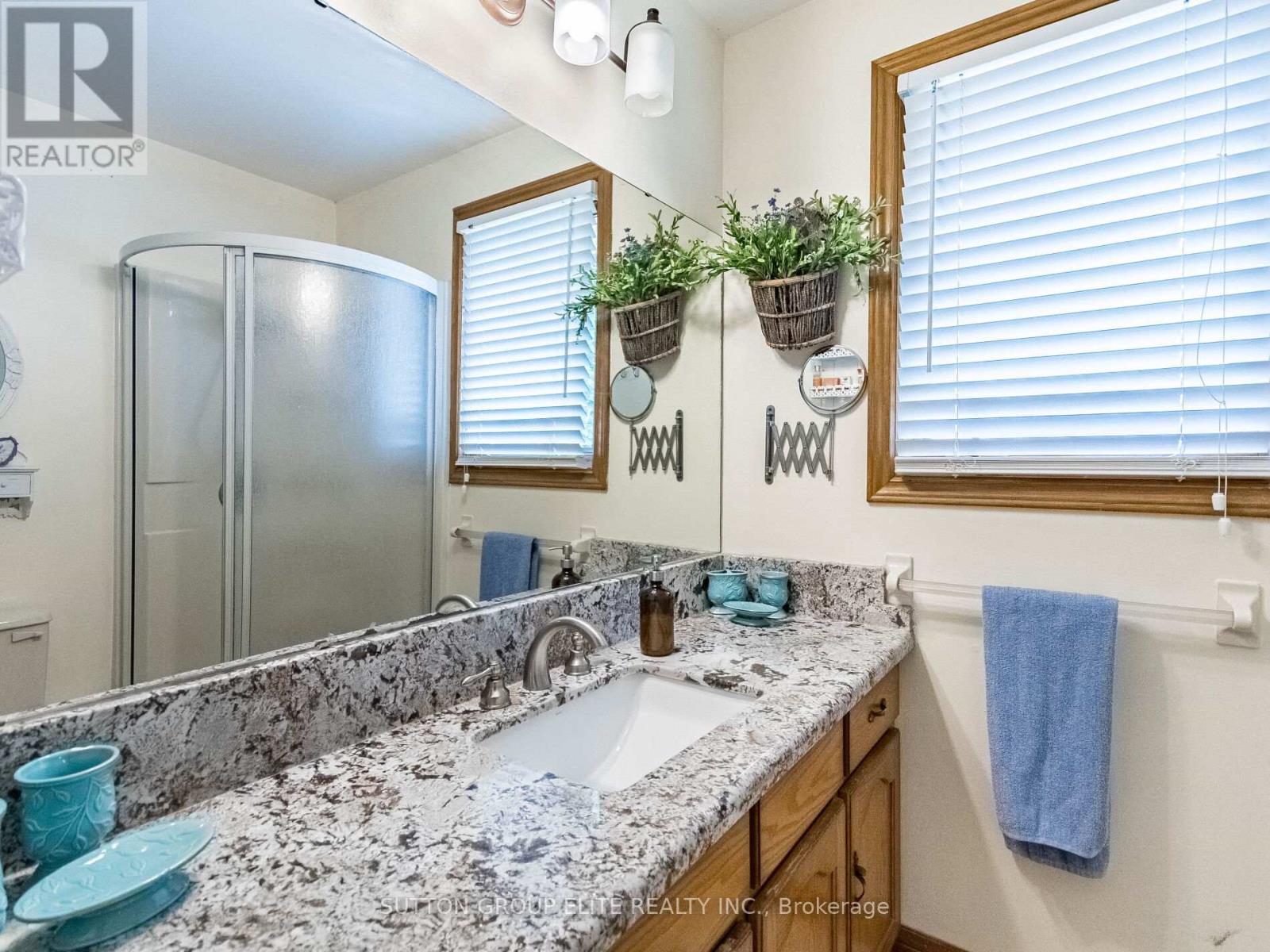 349 Ironwood Road, Guelph, Ontario  N1G 3P2 - Photo 21 - X12433428