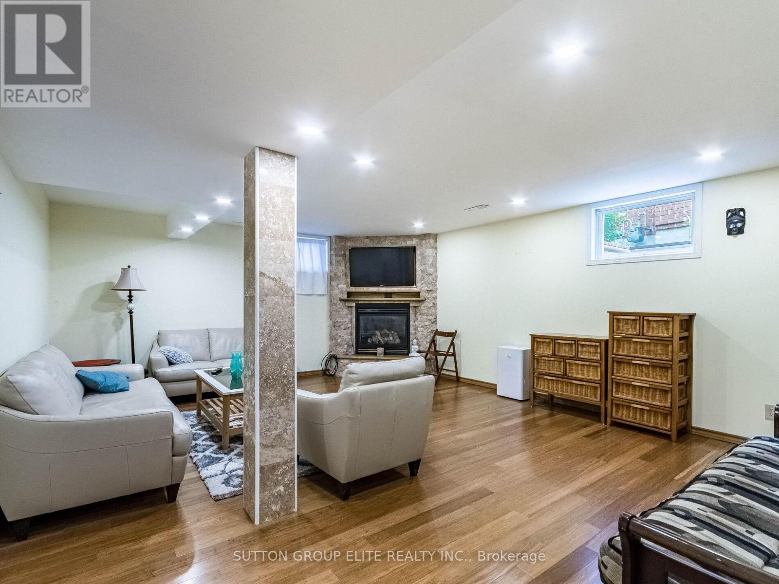 349 Ironwood Road, Guelph, Ontario  N1G 3P2 - Photo 28 - X12433428