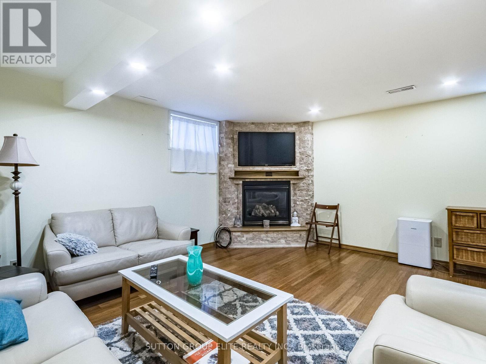 349 Ironwood Road, Guelph, Ontario  N1G 3P2 - Photo 29 - X12433428