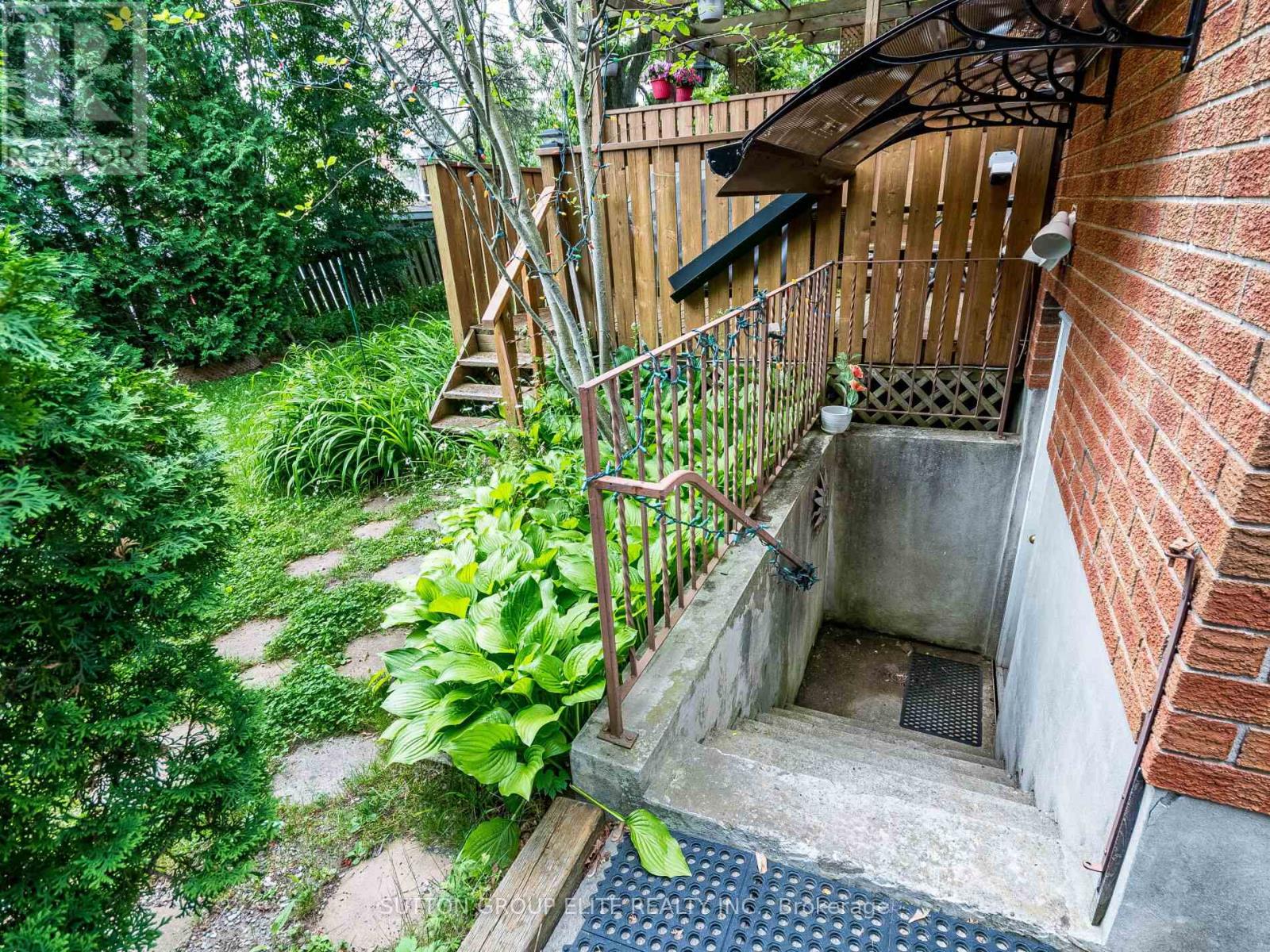 349 Ironwood Road, Guelph, Ontario  N1G 3P2 - Photo 34 - X12433428