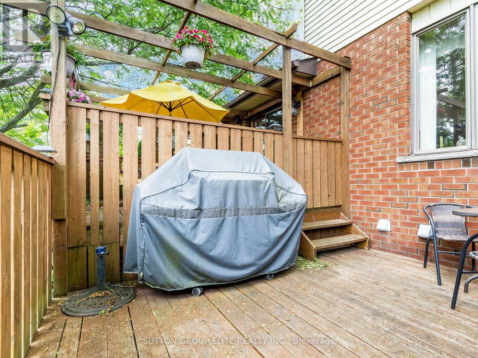 349 Ironwood Road, Guelph, Ontario  N1G 3P2 - Photo 38 - X12433428