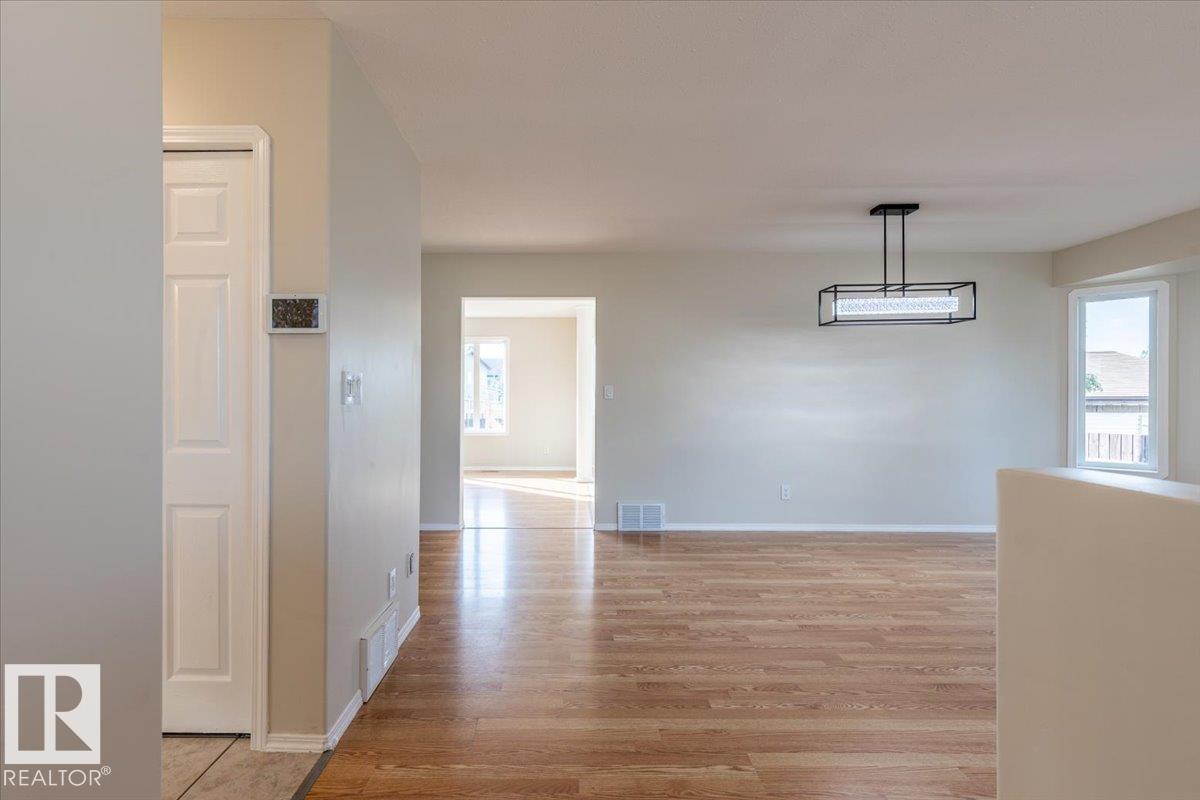 225 Parkview Dr, Wetaskiwin, Alberta  T9A 3J8 - Photo 2 - E4459681