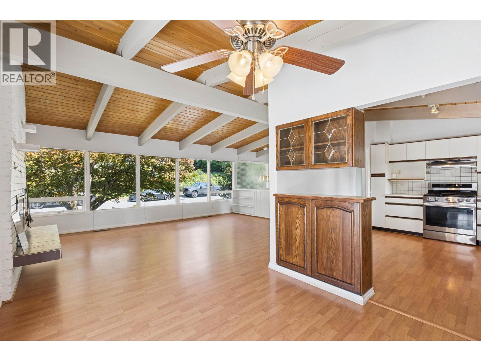 1023 Arlington Crescent, North Vancouver, British Columbia  V7R 1K8 - Photo 7 - R3053514