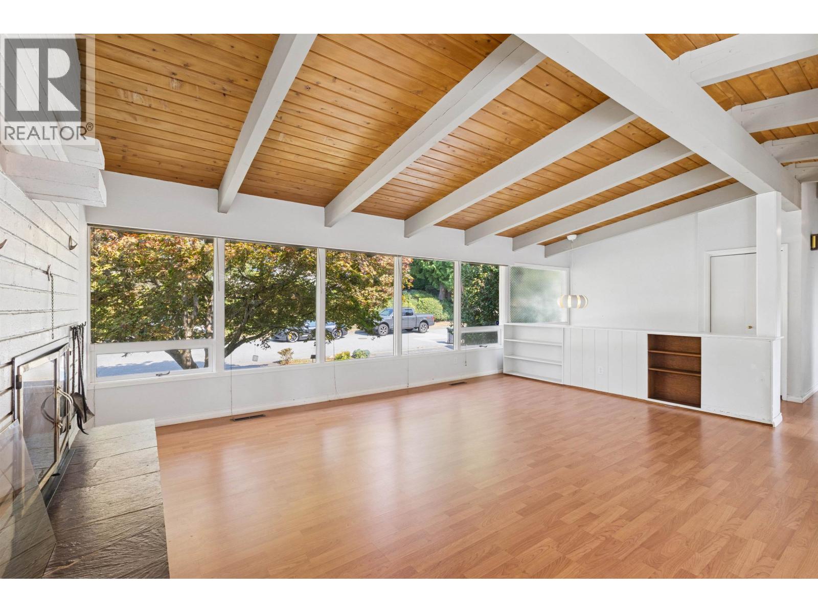 1023 Arlington Crescent, North Vancouver, British Columbia  V7R 1K8 - Photo 6 - R3053514