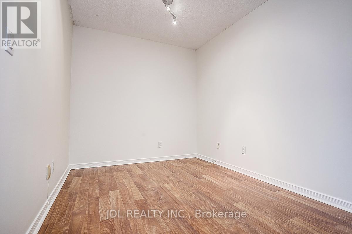 823 - 109 Front Street E, Toronto, Ontario  M5A 4P7 - Photo 8 - C12433466