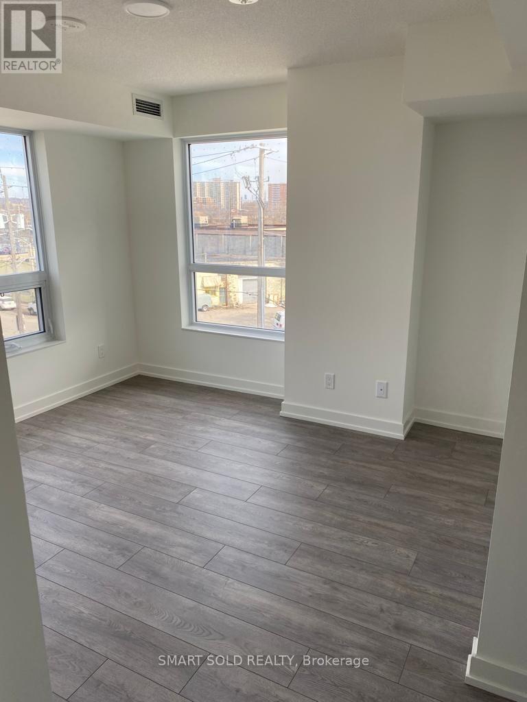 405 - 10 Wilby Crescent, Toronto, Ontario  M9N 0B6 - Photo 7 - W12432828