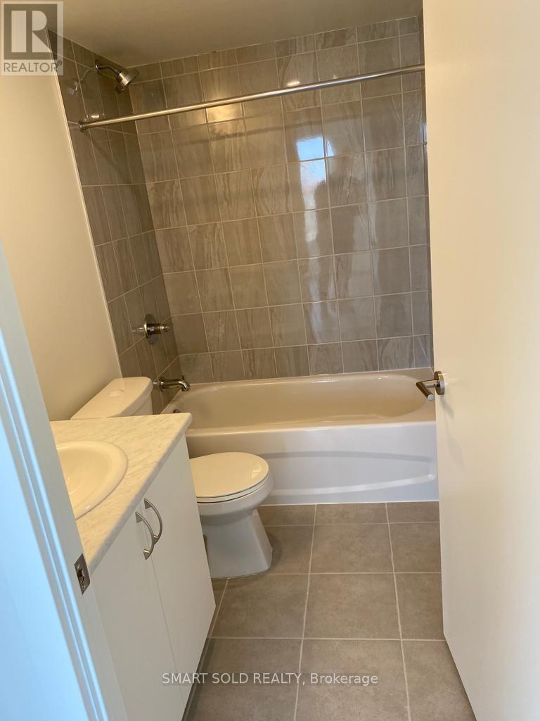 405 - 10 Wilby Crescent, Toronto, Ontario  M9N 0B6 - Photo 9 - W12432828