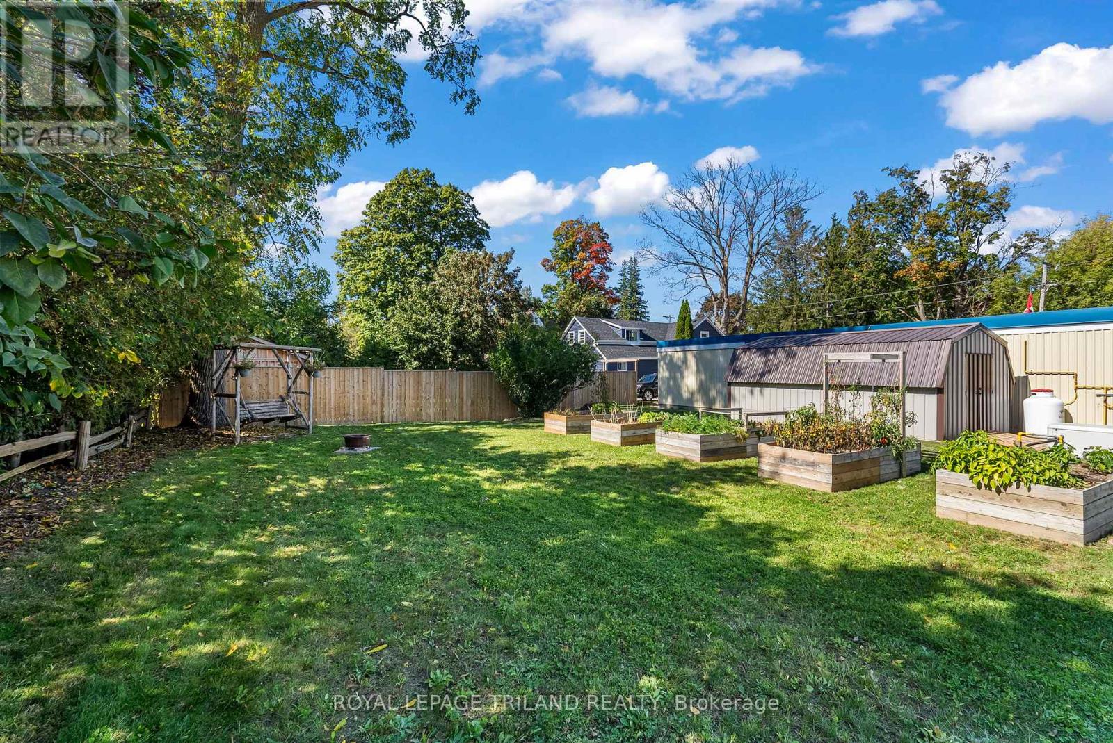 71 Huron Street, Huron-Kinloss, Ontario  N0G 2R0 - Photo 29 - X12422954