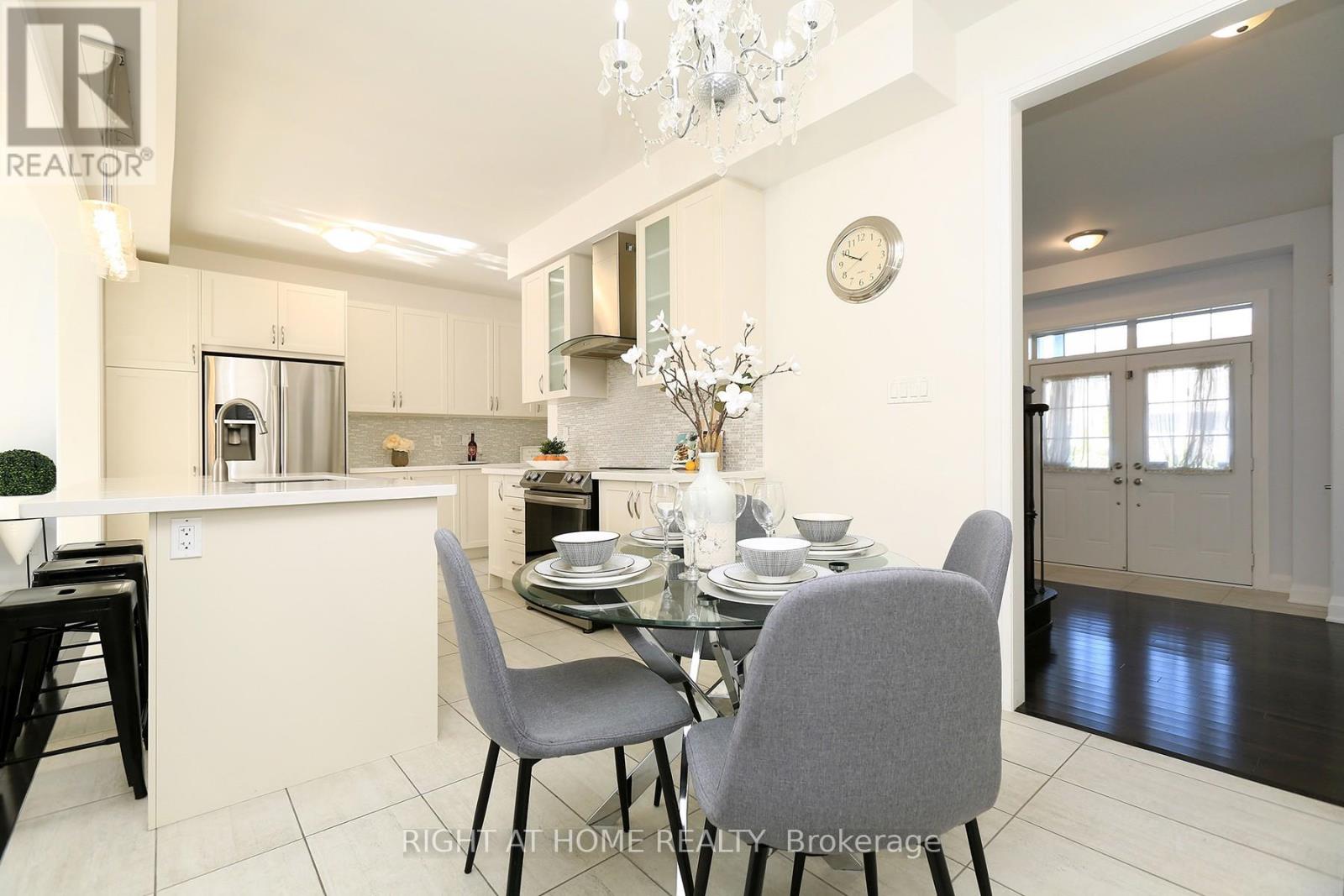 63 East's Corner Boulevard, Vaughan, Ontario  L4H 3Z7 - Photo 10 - N12433467