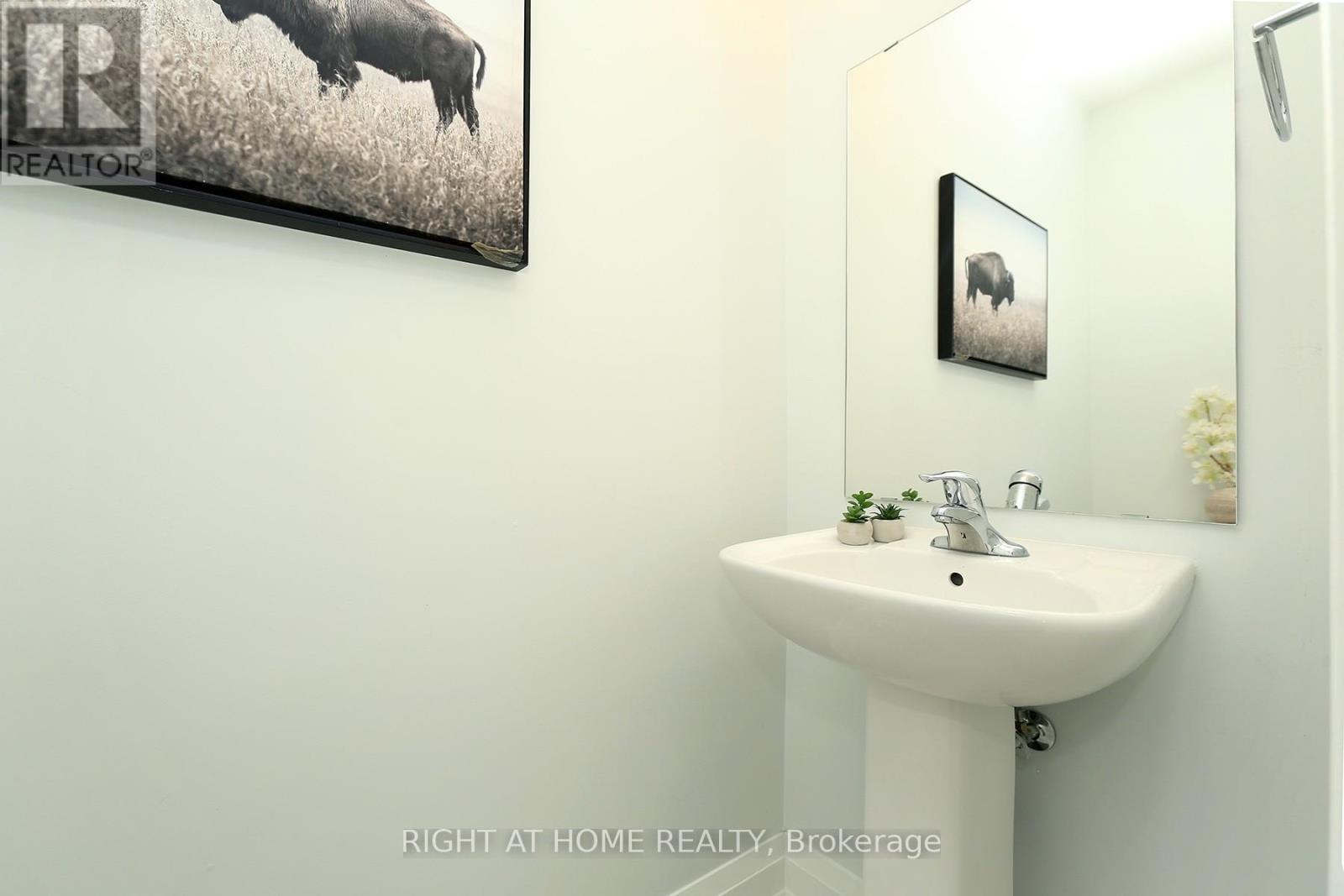 63 East's Corner Boulevard, Vaughan, Ontario  L4H 3Z7 - Photo 21 - N12433467