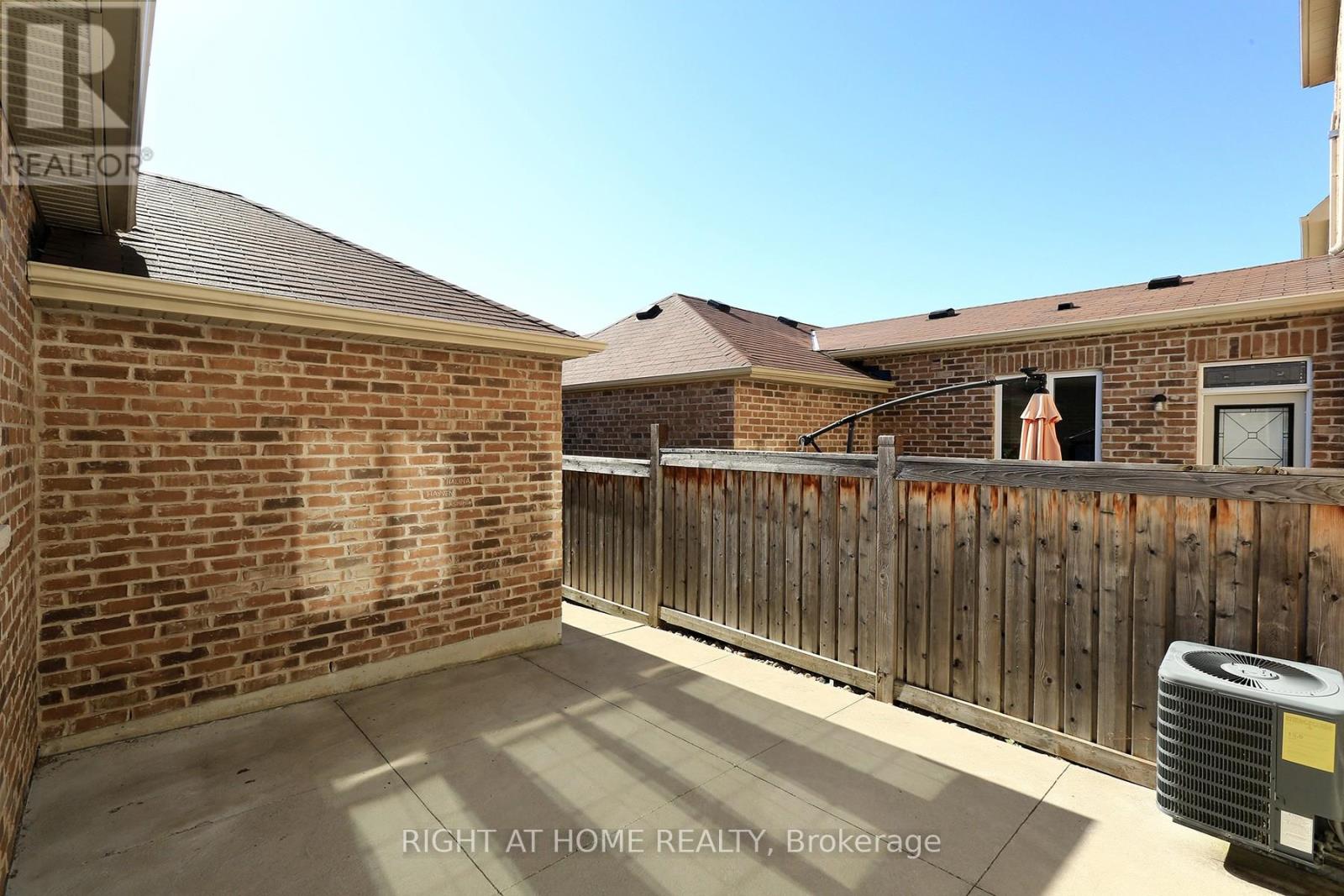 63 East's Corner Boulevard, Vaughan, Ontario  L4H 3Z7 - Photo 41 - N12433467