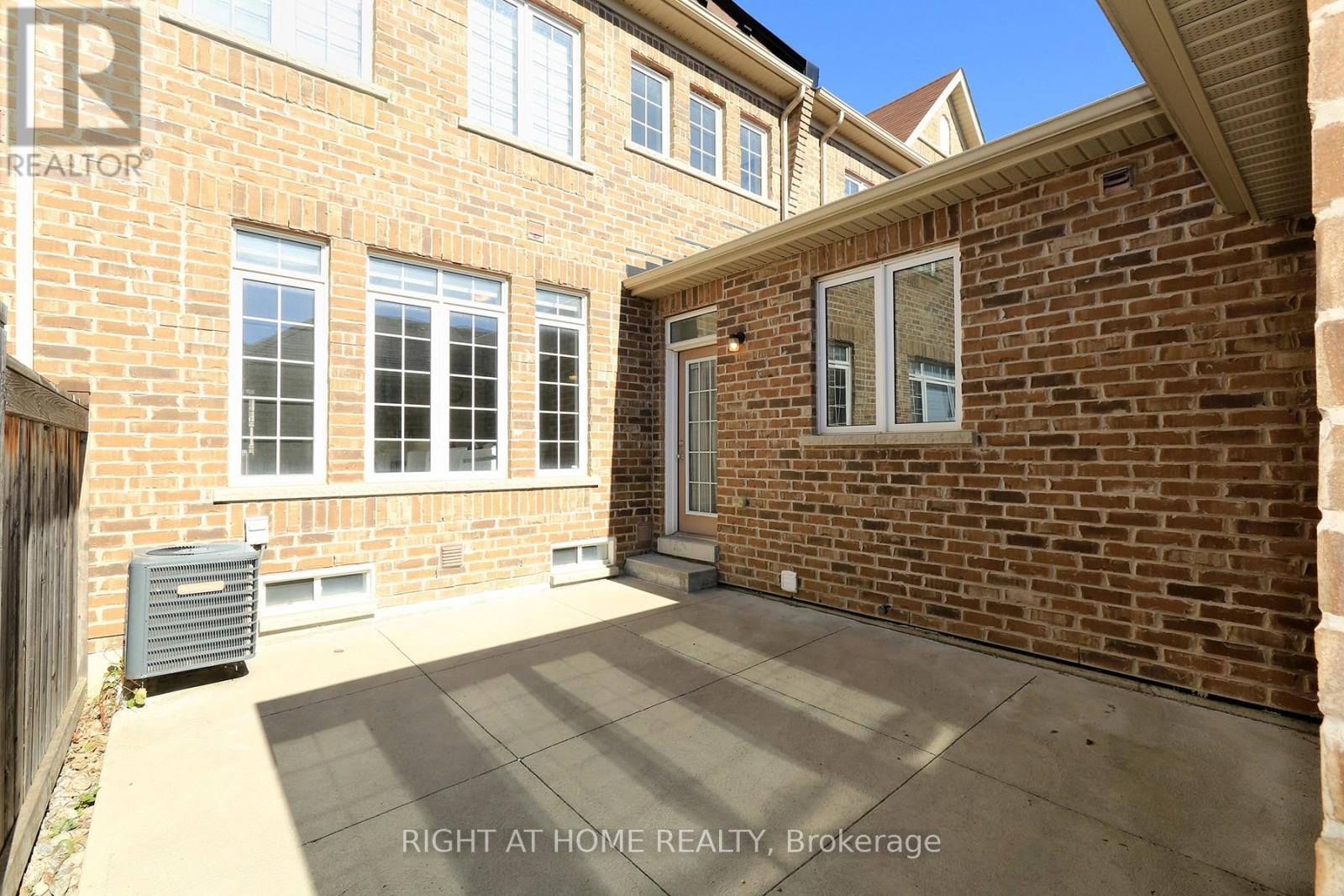 63 East's Corner Boulevard, Vaughan, Ontario  L4H 3Z7 - Photo 43 - N12433467
