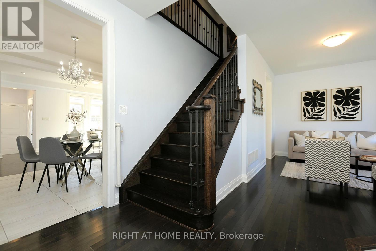 63 East's Corner Boulevard, Vaughan, Ontario  L4H 3Z7 - Photo 8 - N12433467