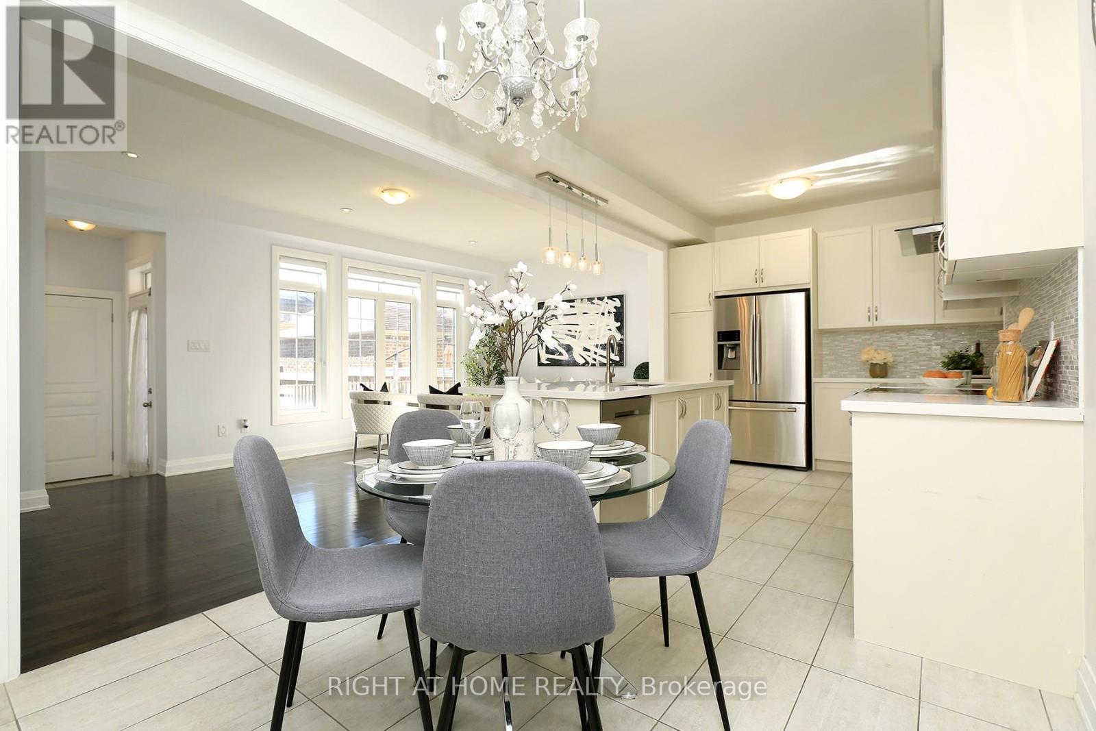 63 East's Corner Boulevard, Vaughan, Ontario  L4H 3Z7 - Photo 9 - N12433467