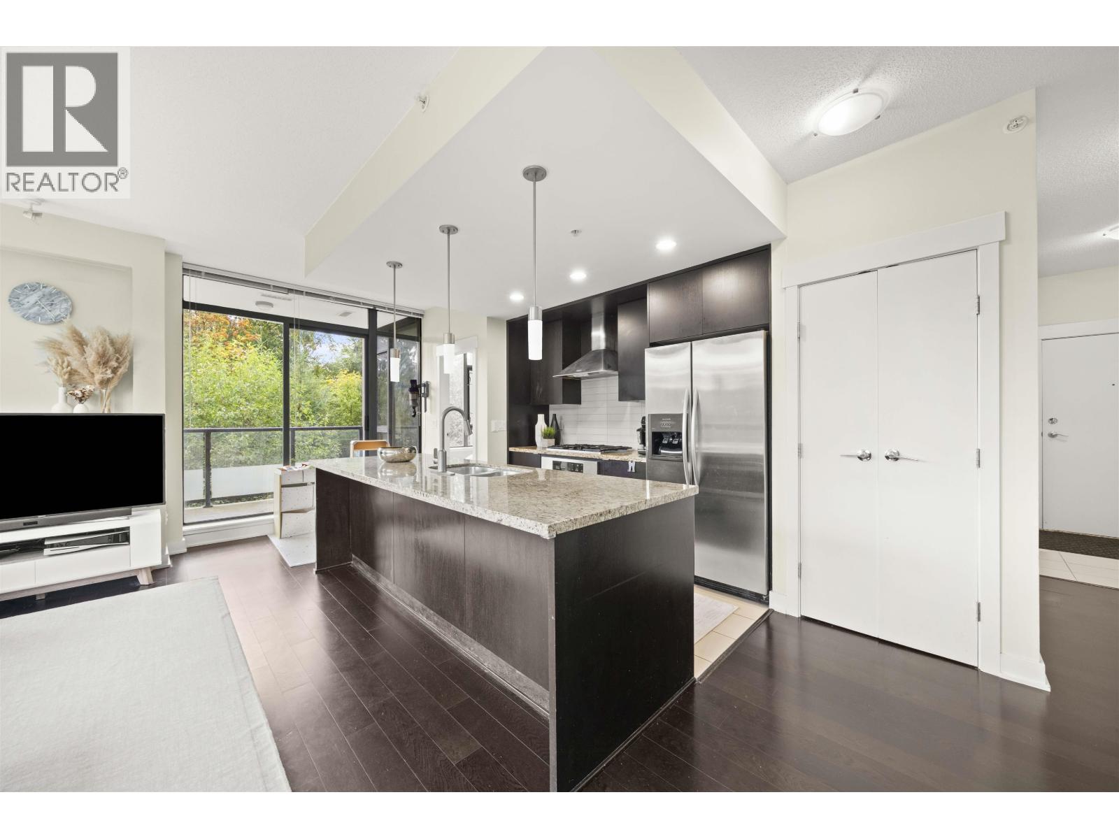 603 7088 18th Avenue, Burnaby, British Columbia  V3N 0A2 - Photo 5 - R3053149