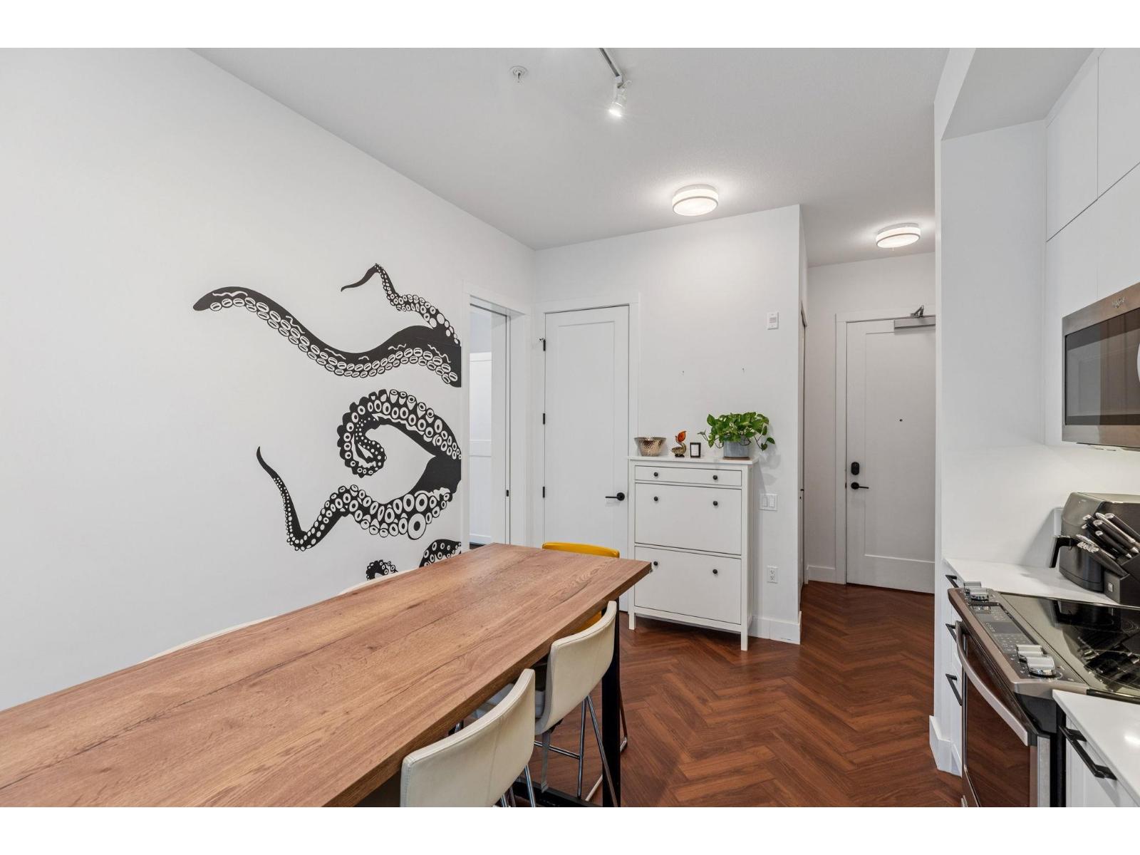 104 14968 101a Avenue, Surrey, British Columbia  V3R 0E8 - Photo 10 - R3053351