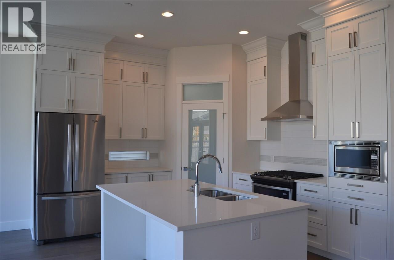 11036 BUCKERFIELD DRIVE, Maple Ridge, British Columbia
