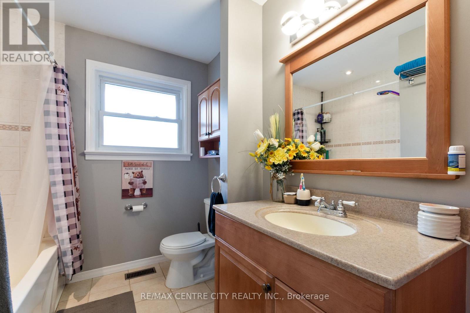 168 Fairview Avenue, St. Thomas, Ontario  N5R 4Y1 - Photo 19 - X12433483