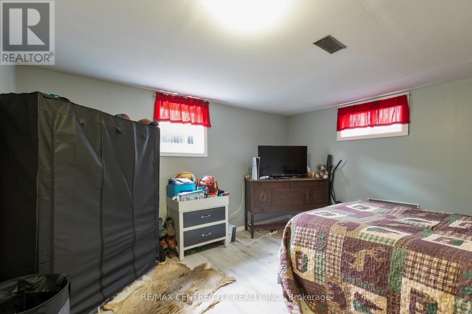 168 Fairview Avenue, St. Thomas, Ontario  N5R 4Y1 - Photo 26 - X12433483