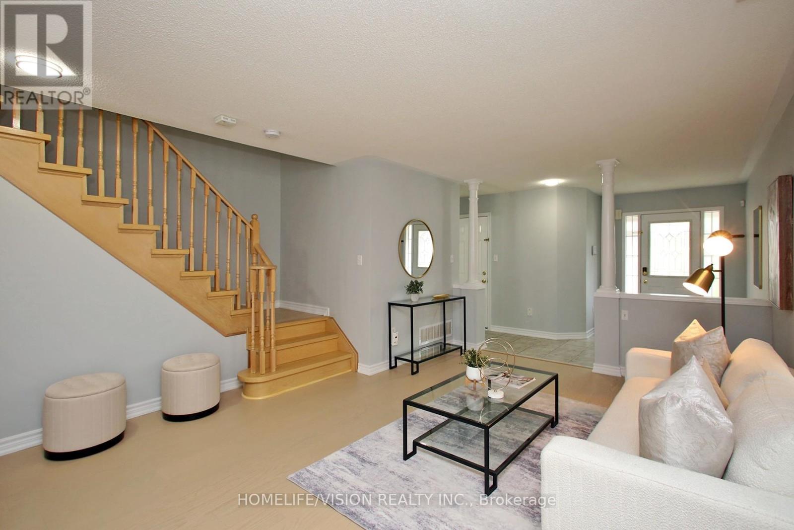 3810 Foxborough Trail, Mississauga, Ontario  L5N 7W4 - Photo 19 - W12433470