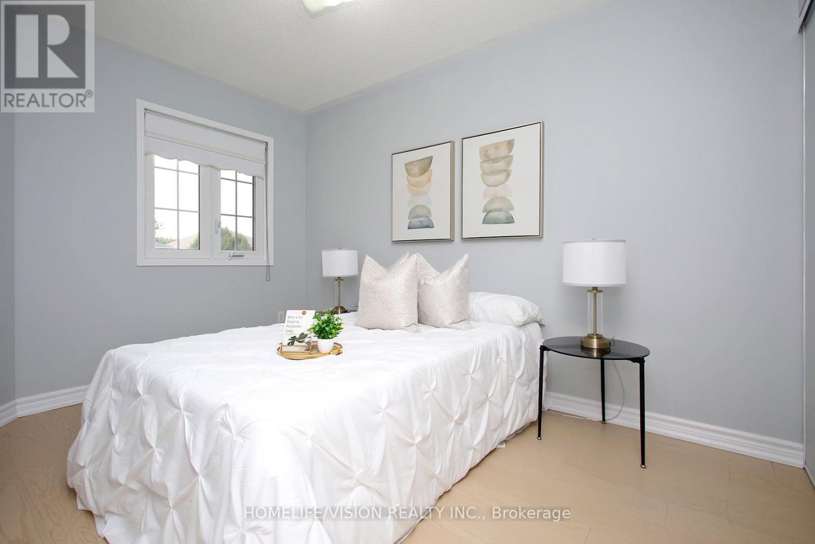 3810 Foxborough Trail, Mississauga, Ontario  L5N 7W4 - Photo 24 - W12433470