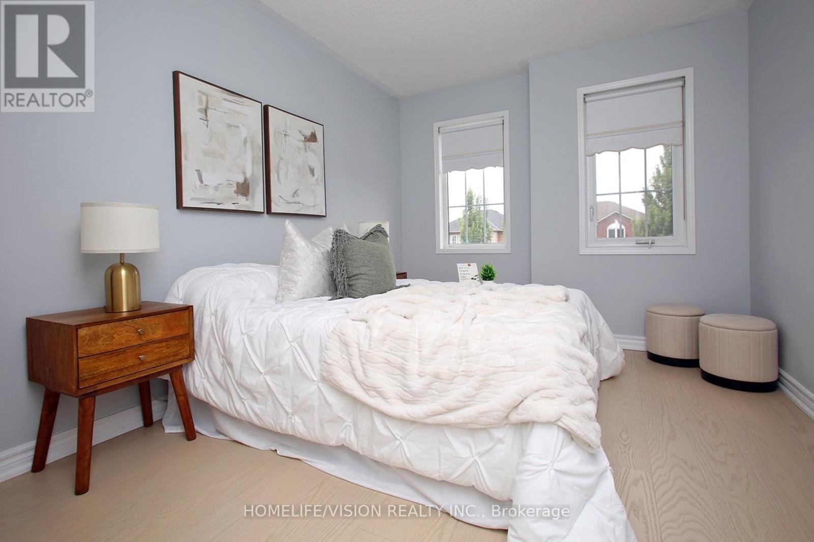 3810 Foxborough Trail, Mississauga, Ontario  L5N 7W4 - Photo 26 - W12433470