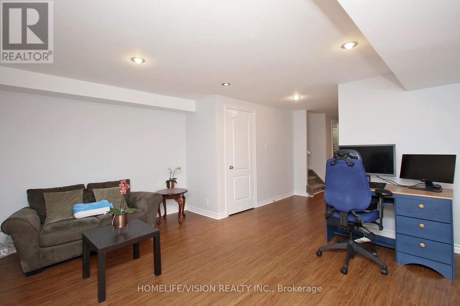 3810 Foxborough Trail, Mississauga, Ontario  L5N 7W4 - Photo 30 - W12433470