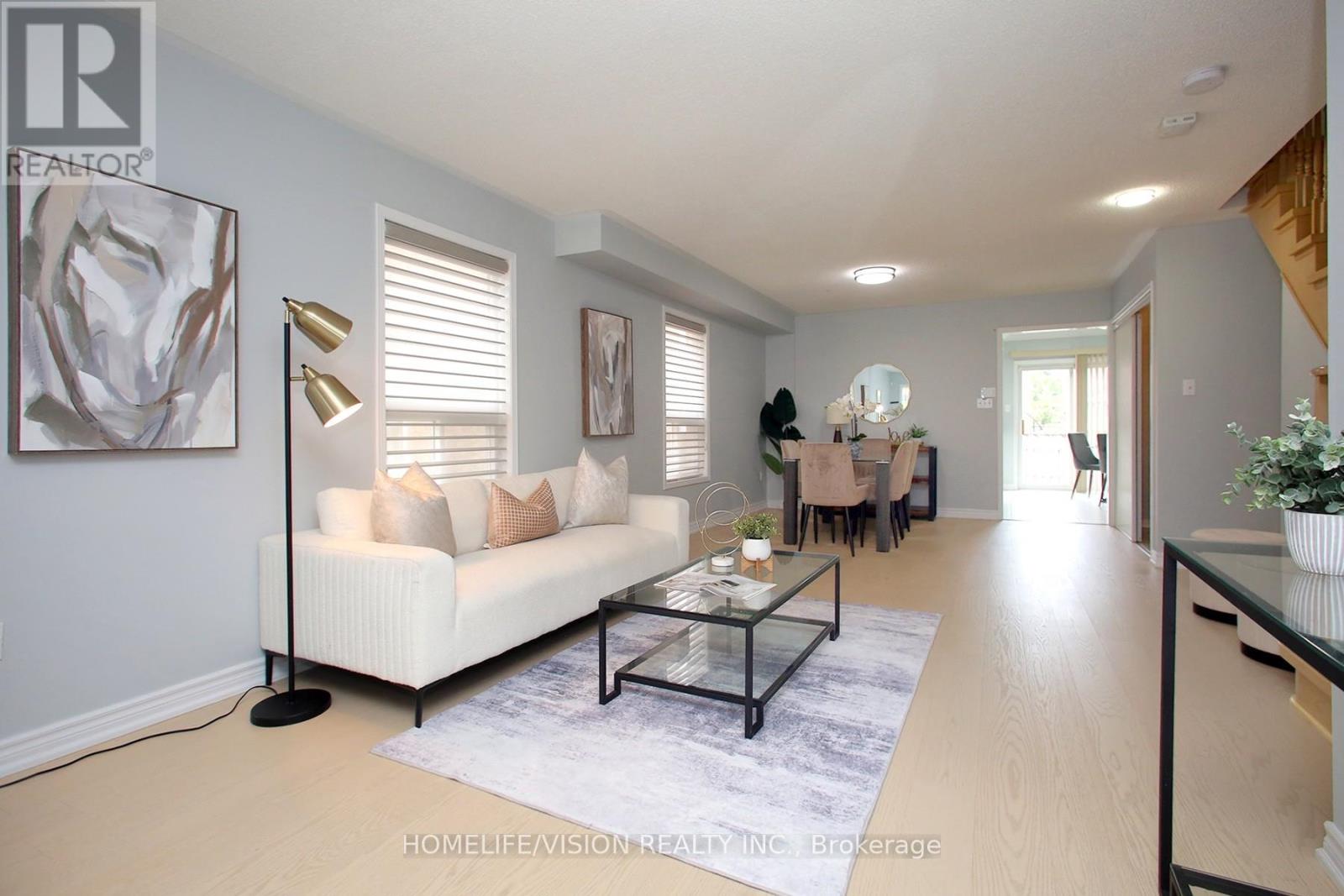 3810 Foxborough Trail, Mississauga, Ontario  L5N 7W4 - Photo 6 - W12433470