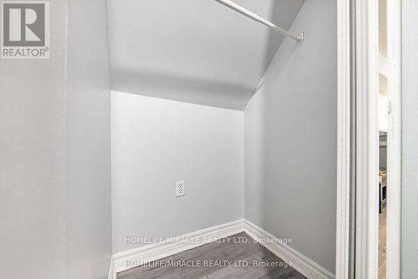 95 Greenbriar Road, Brampton, Ontario  L6S 2A4 - Photo 47 - W12433476