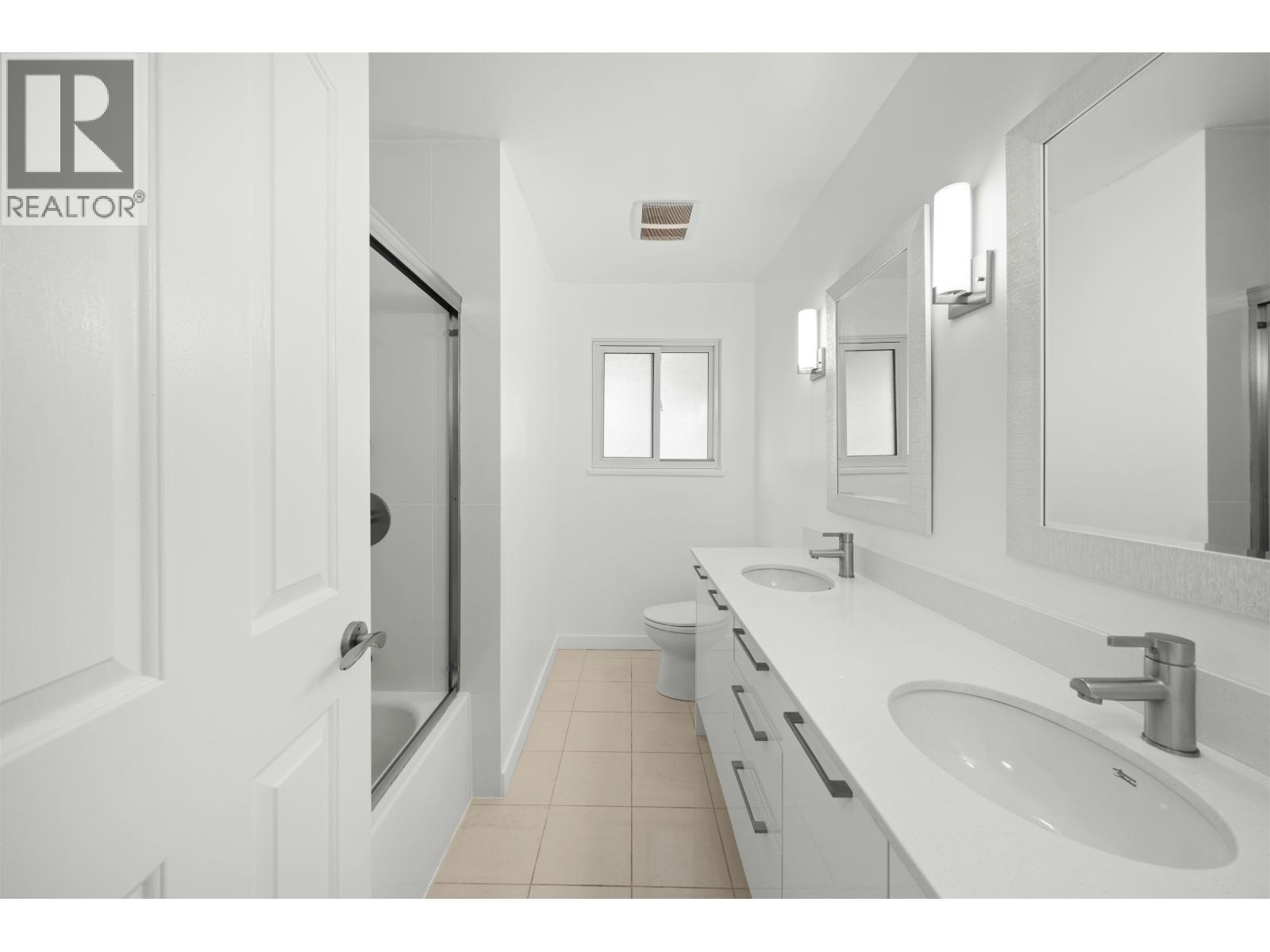 4398 Hurst Street, Burnaby, British Columbia  V5J 1M9 - Photo 14 - R3053553