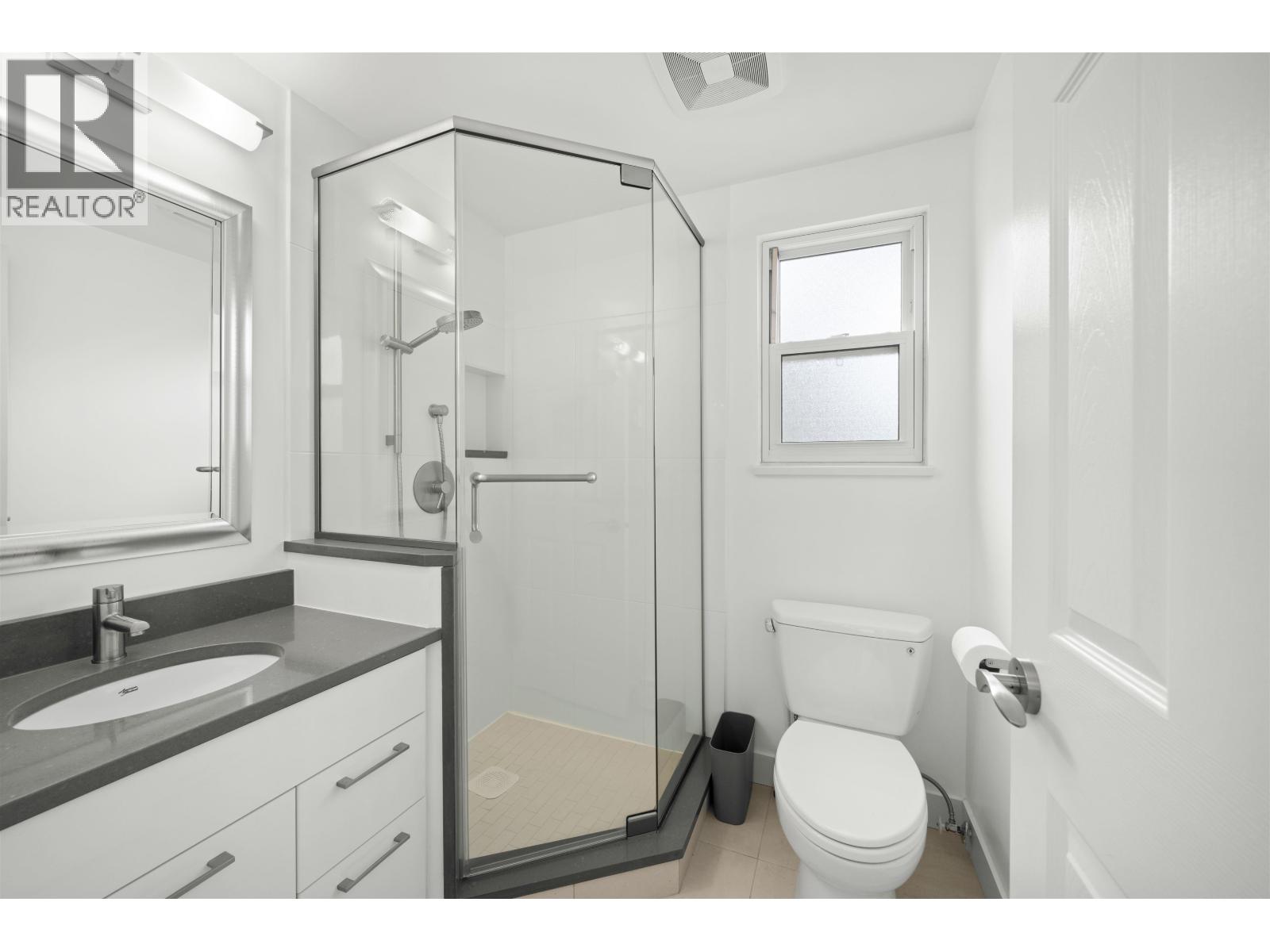 4398 Hurst Street, Burnaby, British Columbia  V5J 1M9 - Photo 25 - R3053553