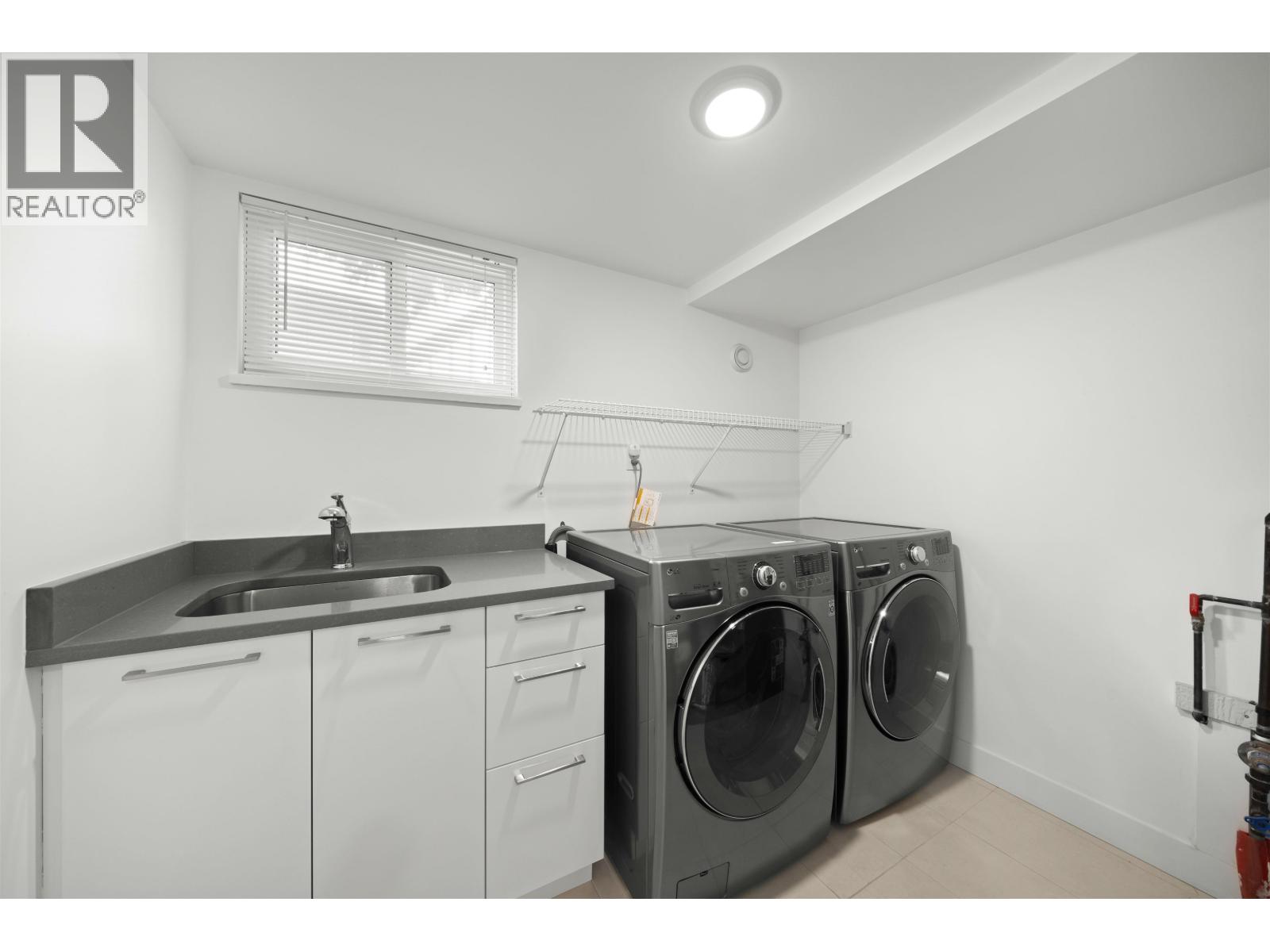 4398 Hurst Street, Burnaby, British Columbia  V5J 1M9 - Photo 26 - R3053553